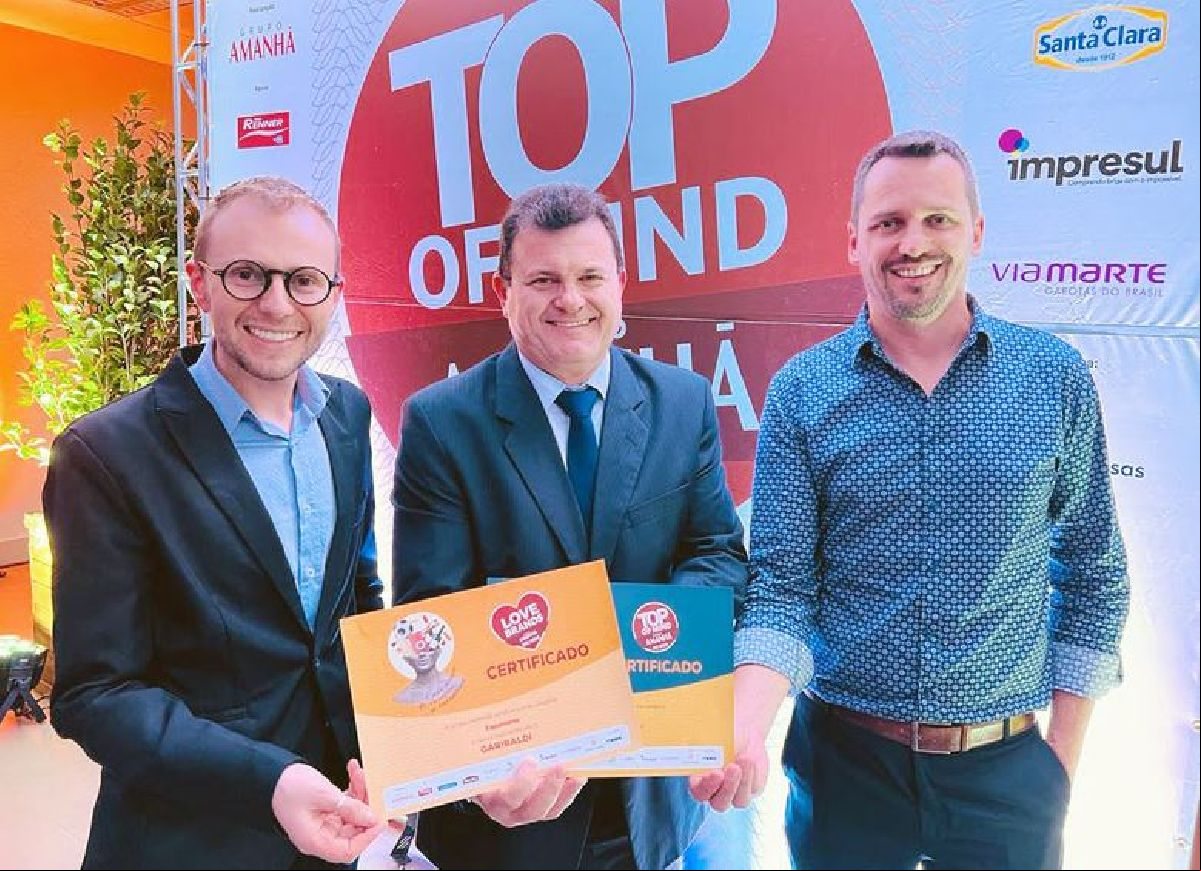 Cooperativa Vinícola Garibaldi recebe prêmio Top of Mind na categoria Espumante