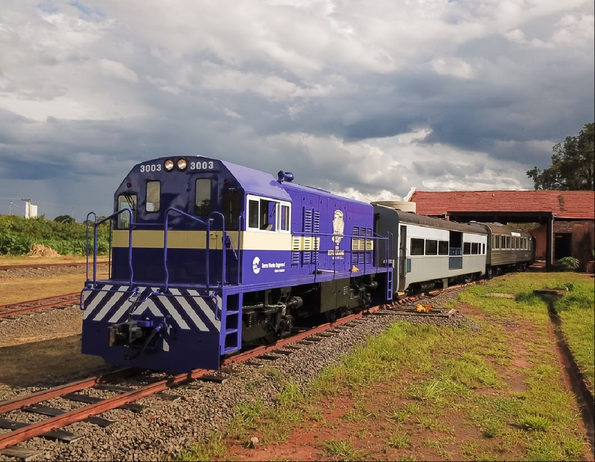 Trem da República celebra a Páscoa com almoço grátis e decoração temática