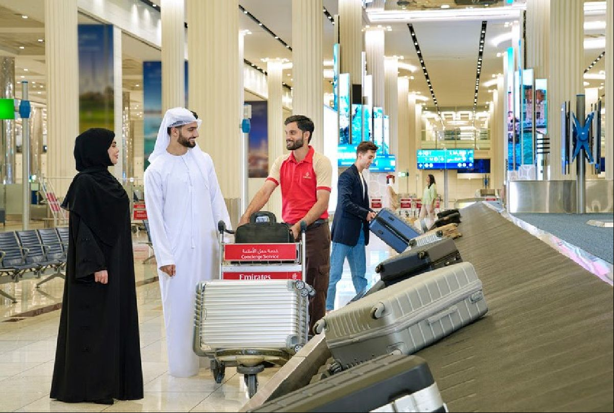 Emirates atinge recorde histórico no manuseio de bagagens no ano fiscal 2024-2025
